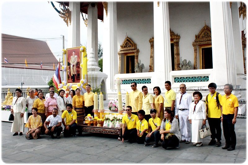 ﻿กรมบังคับคดีร่วมกิจกรรมแห่เทียนพรรษาของสำนักงานเขตบางกอกน้อย